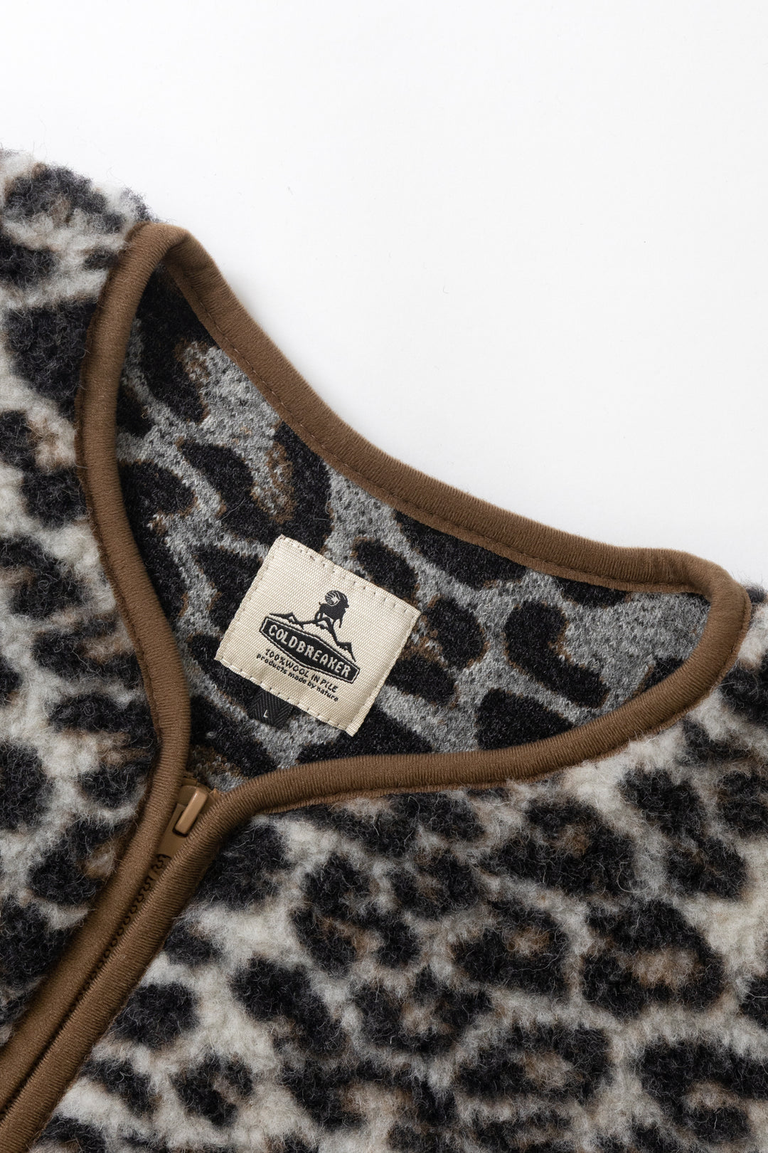 Coldbreaker - Pepitco Vest - White Leopard
